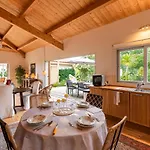 Holiday home Pol & Dod - Piscine Et Vue Sublime *