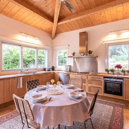 Holiday home Pol & Dod - Piscine Et Vue Sublime *
